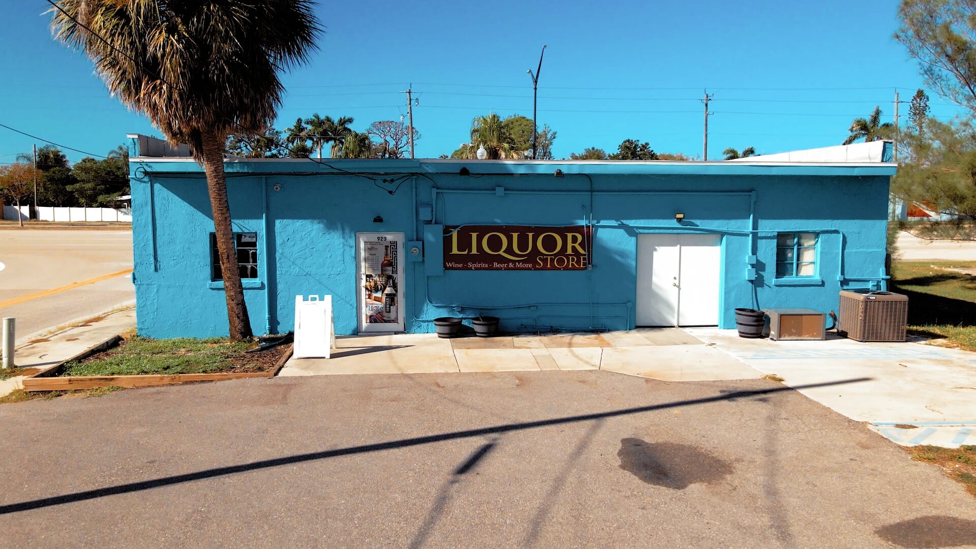 The Liquor Hole Store Exterior