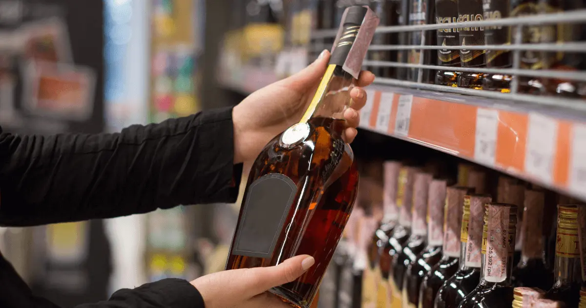 Managing Your Liquor Store Inventory: 4 Tips and Tricks