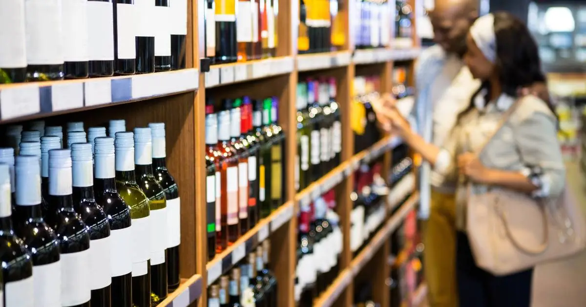 10 Expert Tips for Selling Wine
