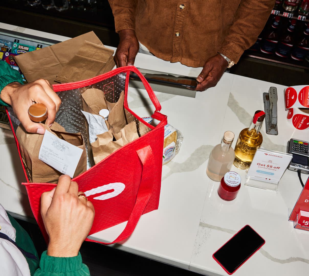 LIQUORSTORE_RGB_20220330_GH_DoorDash_01_0379_1208_x_1080